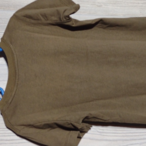 ✴️3 for $15: Turtle Bay Surf Shack Tee - Picture 7 of 8